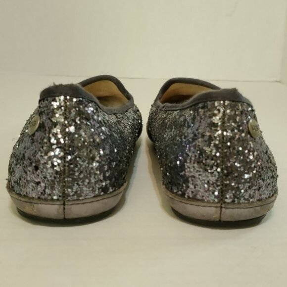 Ugg Flats Slip On Silver Metallic Loafers Leather Sheepskin Women's WOMAN'S 6 - Picture 6 of 16